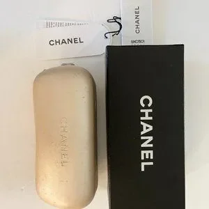 CHANEL | Accessories | Chanel Mother Of Pearl 576h Black  display picture 2